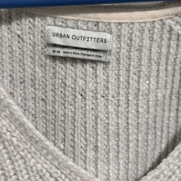Urban outfitters chunky cream white cropped sweater M - Picture 2 of 3